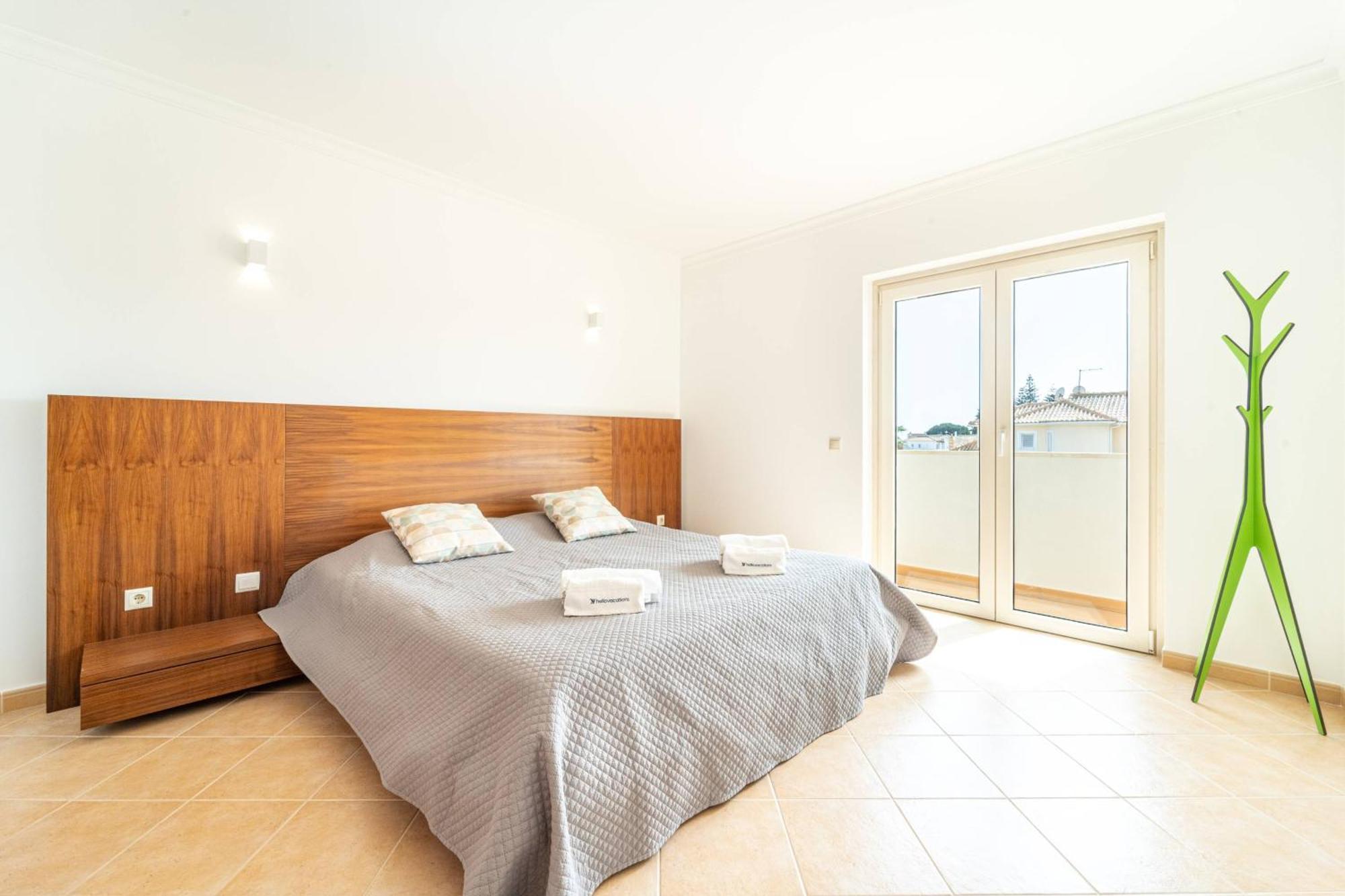 Villa Ribeiro By Hellovacations アルブフェイラ エクステリア 写真