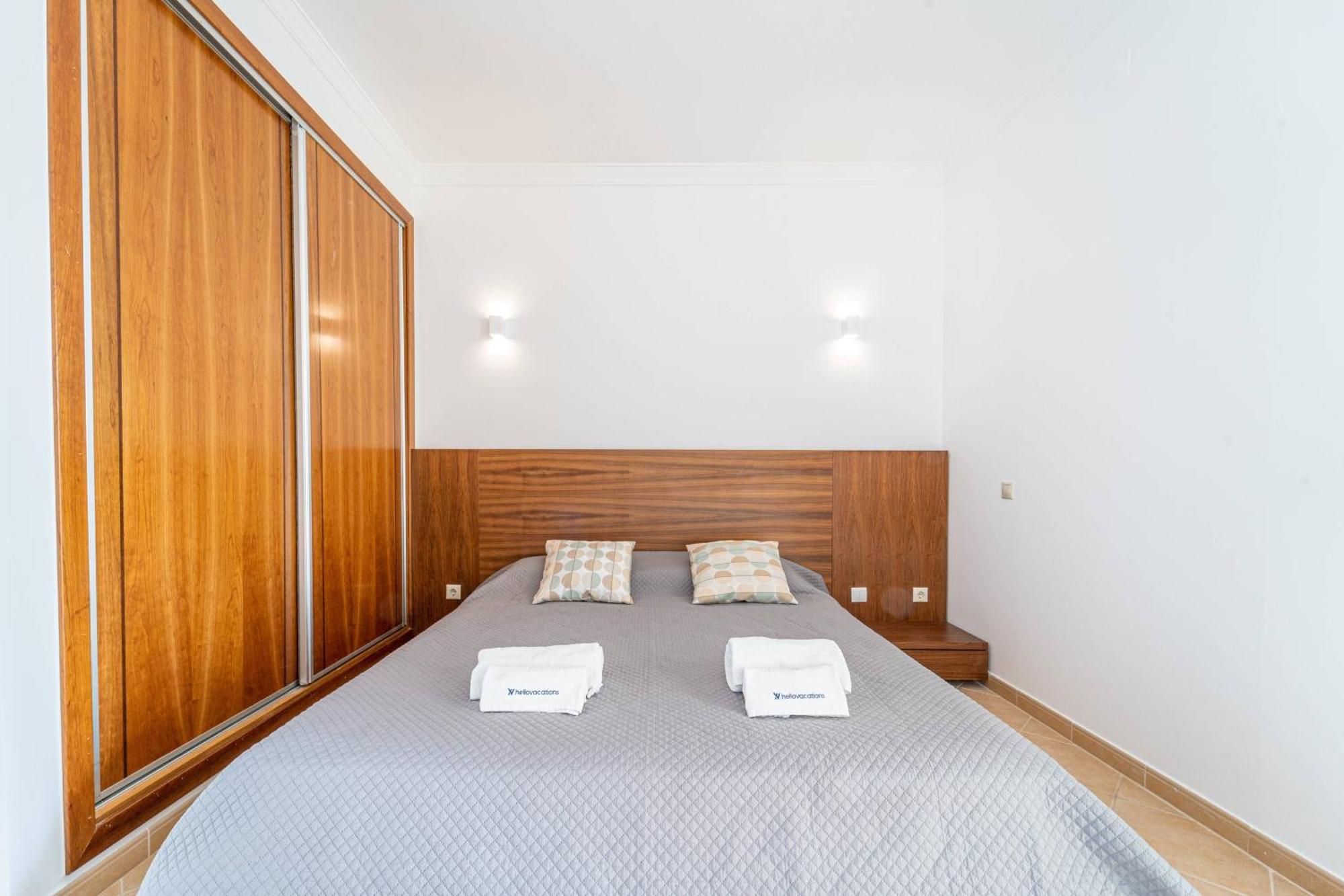 Villa Ribeiro By Hellovacations アルブフェイラ エクステリア 写真