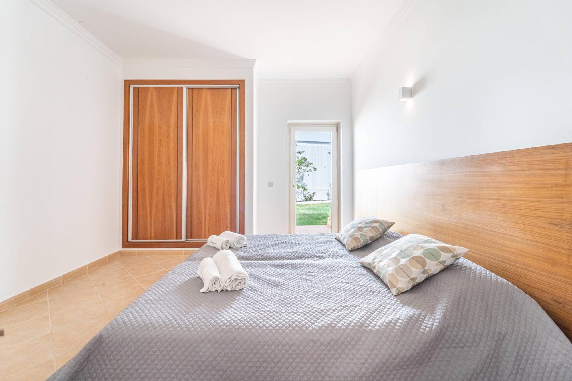 Villa Ribeiro By Hellovacations アルブフェイラ エクステリア 写真