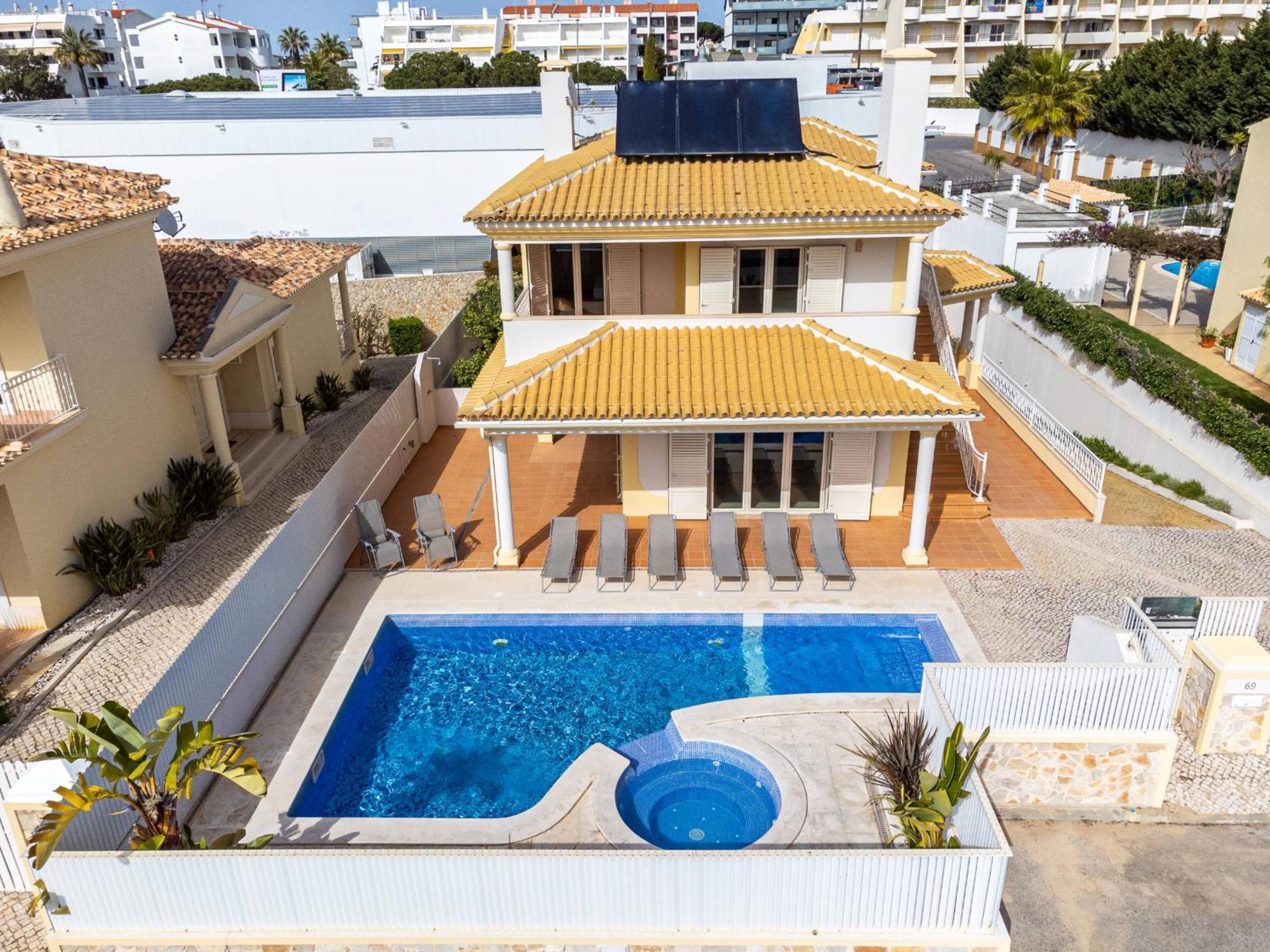 Villa Ribeiro By Hellovacations アルブフェイラ エクステリア 写真